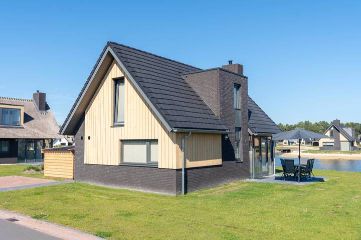 Bungalow für 6 Personen, mit Balkon/Terrasse und Terrasse - 1