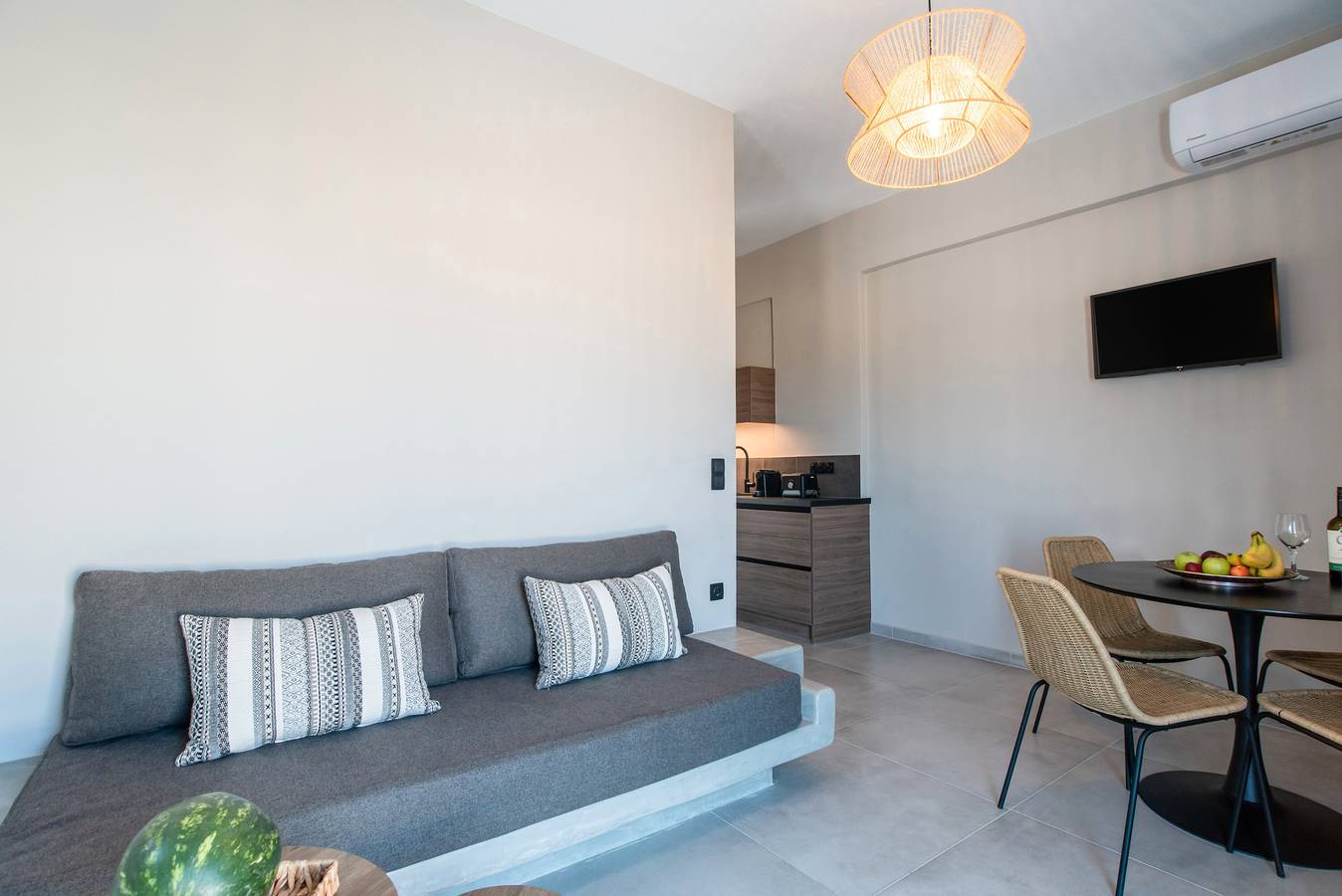 Appartamento intero, Appartamento 'Afros Beachfront 2' con vista mare, Wi-Fi e aria condizionata in Cicladi