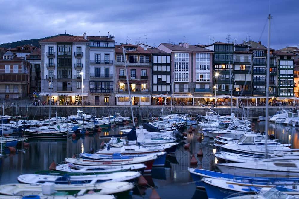 Appartement entier, Appartement avec terrasse, Wifi et parking privé. in Lekeitio, Côte Basque (Espagne)