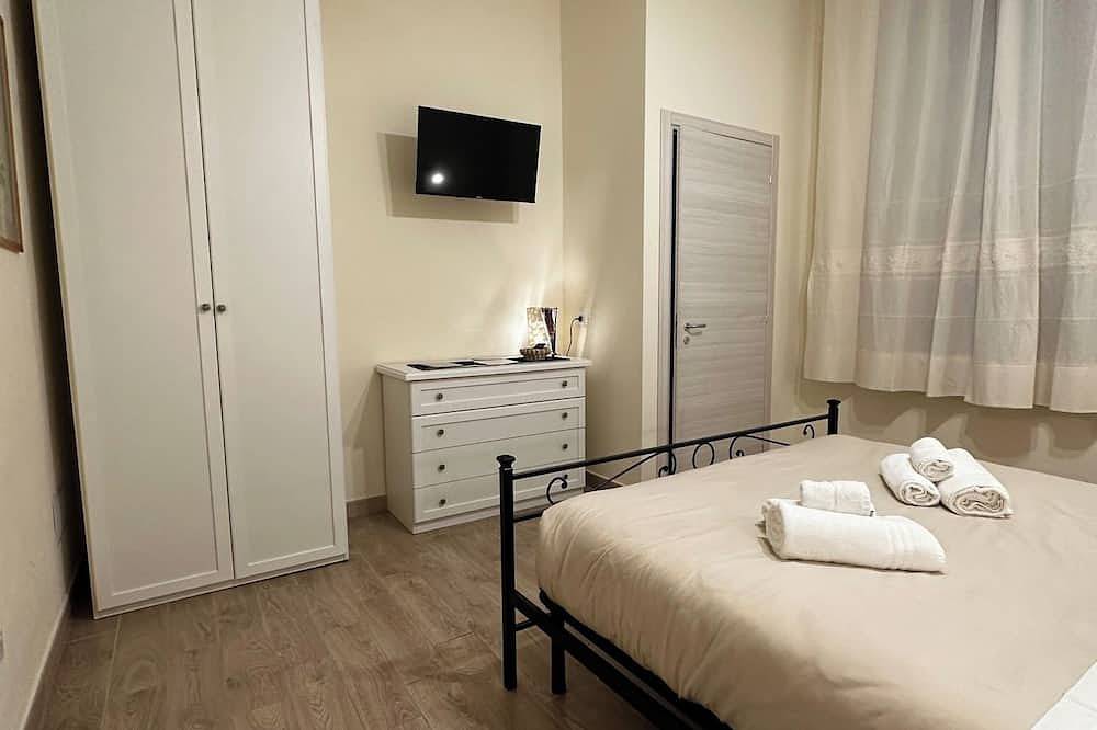 Ganze Wohnung, Doppelzimmer mit eigenem Bad in Terralba (Oristano) - Mastix in Terralba, Campidano