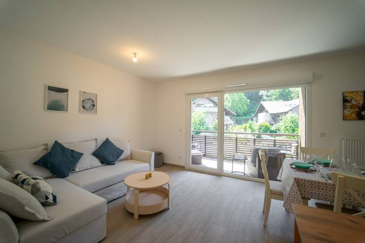 Gîte pour 4 personnes, avec terrasse, adapté aux familles à Duingt - 4