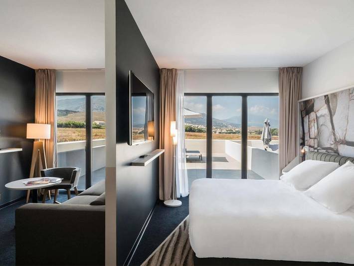 Hôtel pour 2 personnes, avec sauna et vue ainsi que jardin et piscine, animaux acceptés