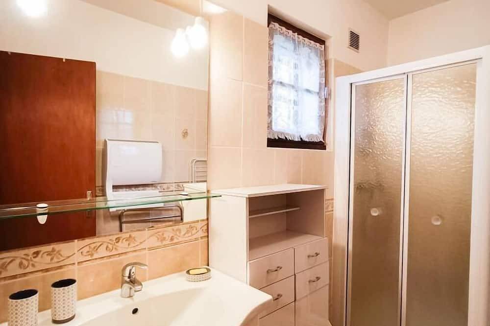 46g1396 - Montfaucon in Montfaucon (Lot), Macizo Central
