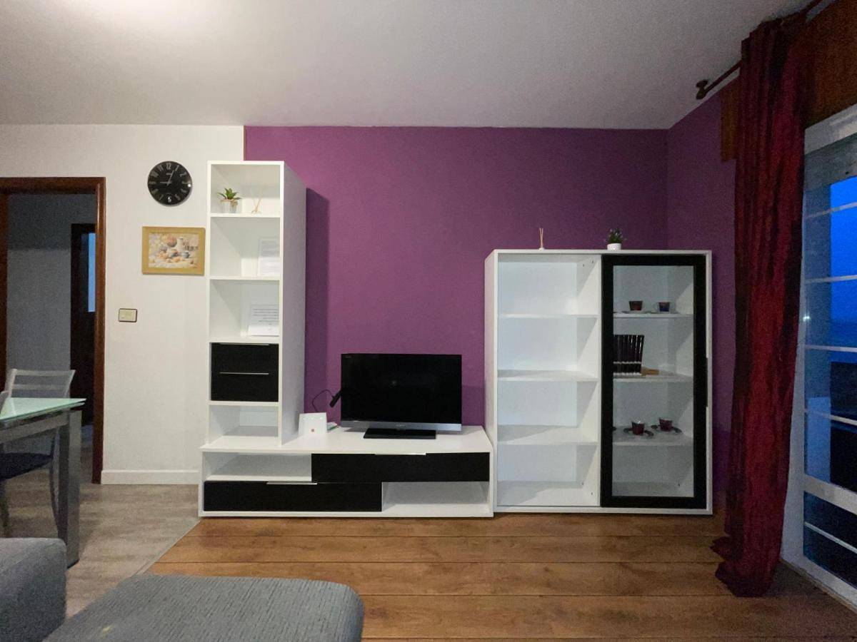 Ganze Wohnung, Apartment in Praia de Coira (Porto do Son), Porto do Son