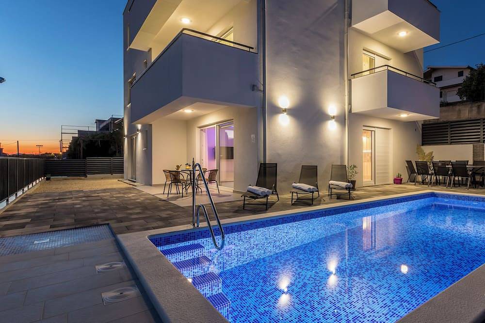 Casa vacanza a Podstrana a partire da 331€ a notte