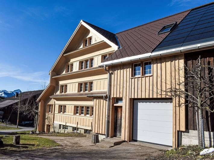 Ferienwohnung für 8 Personen, mit Terrasse in der Schweiz - 2