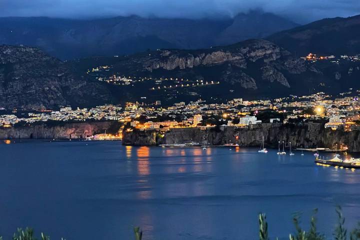 Bungalow für 2 Personen, mit Terrasse und Pool in Kampanien - 3