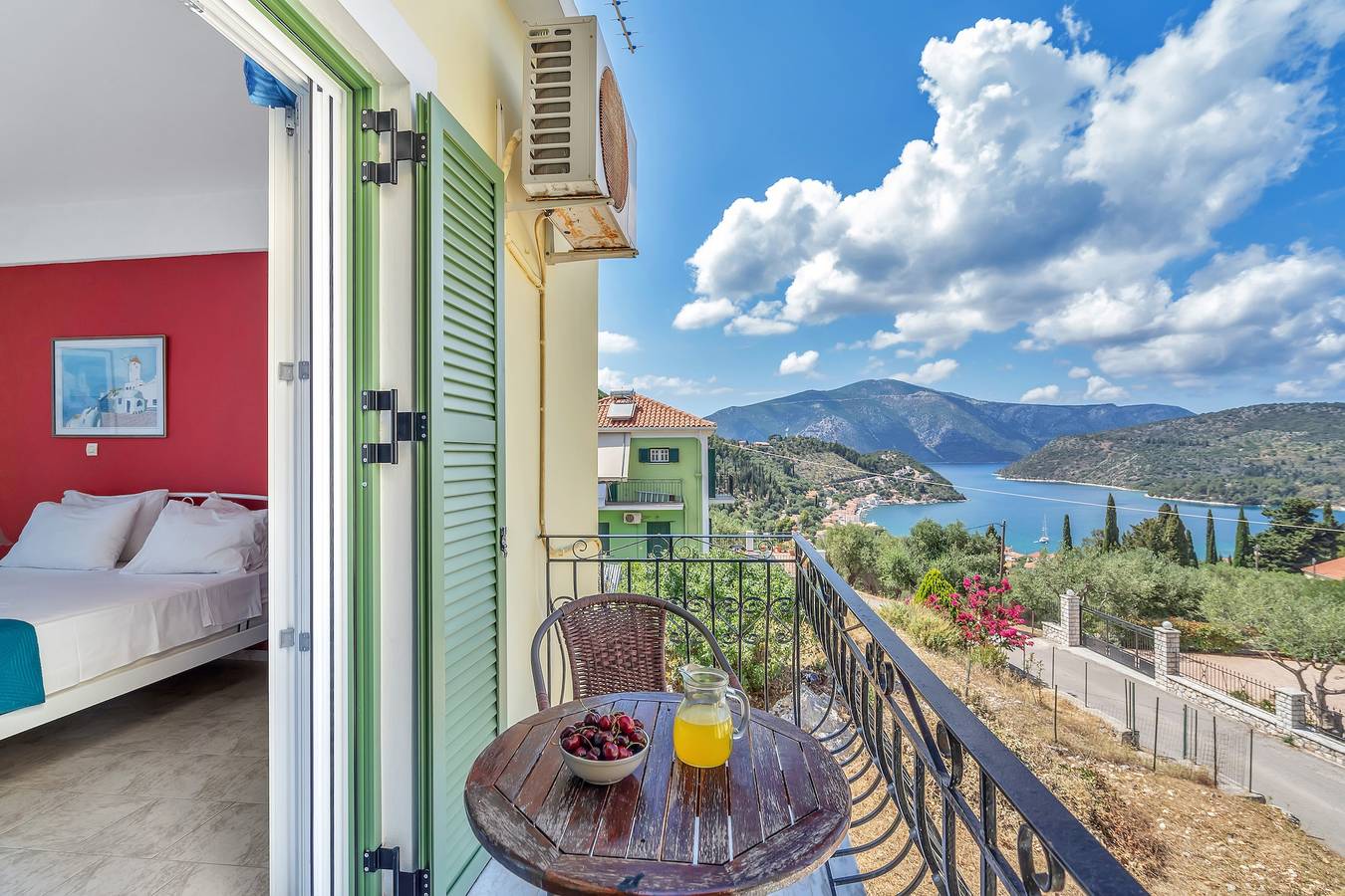 Monolocale intero, Monolocale 'Veronis 8' con vista sul mare, piscina in comune e Wi-Fi in Vathy, Itaca