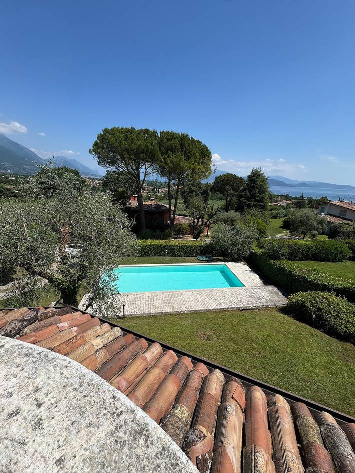 Maison de vacances pour 10 personnes, avec balcon ainsi que jardin et vue sur le lac à San Felice del Benaco