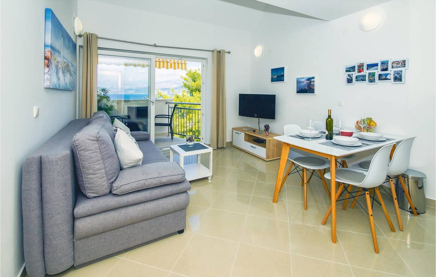 Ganze Ferienwohnung, Ferienwohnung für 4 Personen mit Terrasse in Postira, Brac