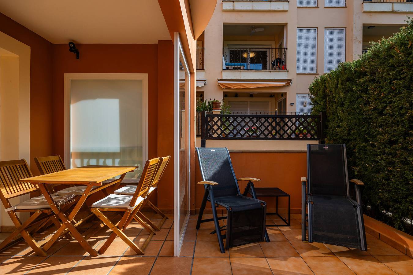 Apartamento entero, Apartamento 'Casa Mz' con piscina compartida, Wi-Fi y aire acondicionado in Vallgornera, Lluchmayor