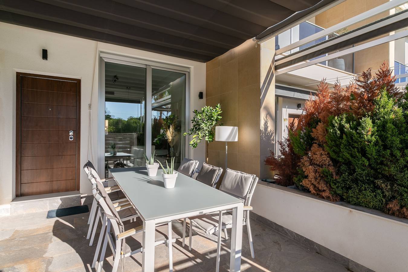 Classy Holiday Home with Sauna, Pool, Air Conditioning & Wi-Fi in Guardamar del Segura, Costa Blanca