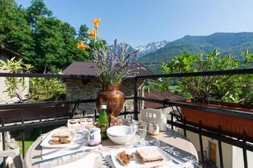 Cottage pour 2 personnes, avec vue et balcon à Teglio