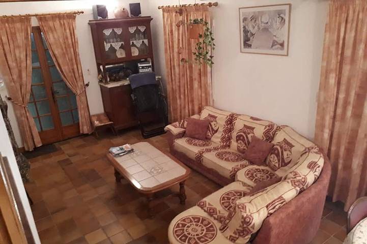Provenzalische Villa mit Garten und Parkplatz für 4 Personen in der Nähe des Zentrums von Riez in Riez, Alpes-de-Haute-Provence