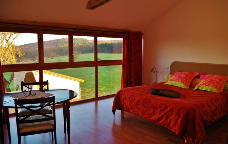 Chambre d’hôte pour 5 personnes, avec vue et jardin
