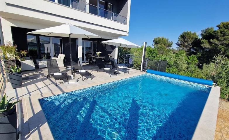 Villa für 6 Personen, mit Pool und Balkon in Medulin - 3