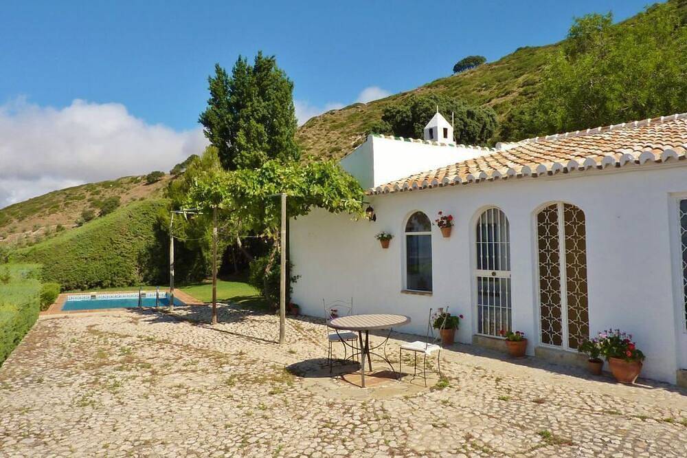 Lit idéal pour des vacances reposantes en pleine nature in La Joya, Antequera