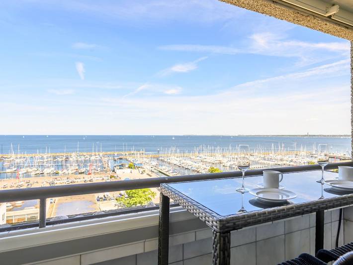 Ferienwohnung für 2 Personen, mit Balkon, kinderfreundlich an der Kieler Bucht