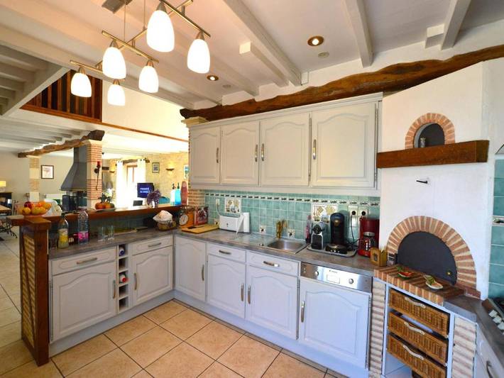 Location de vacances pour 10 personnes, avec piscine ainsi que jardin et terrasse, animaux acceptés à Thédirac - 4