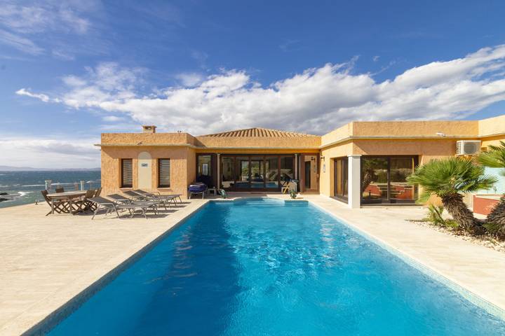 Casa vacanza per 8 persone, con Balcone e Terrazza a Hyeres