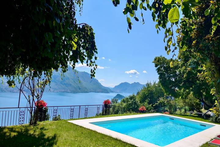 Chalet für 10 Personen, mit Pool und Seeblick sowie Terrasse am Comer See - 4