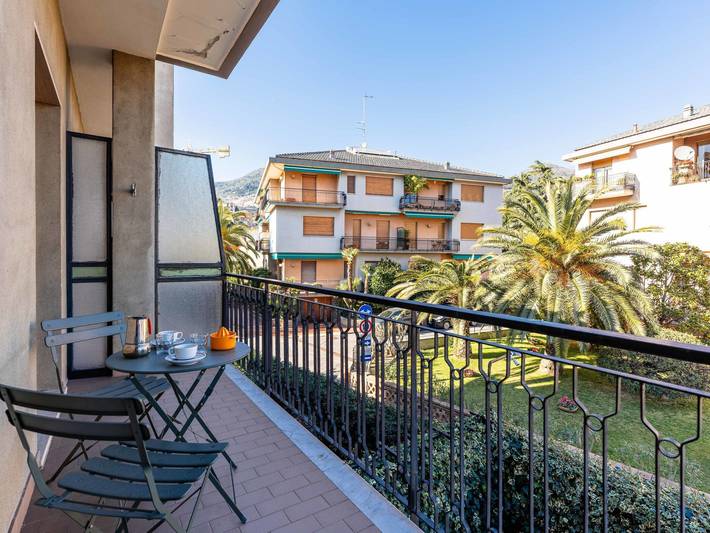 Ferienwohnung für 4 Personen, mit Balkon in Alassio