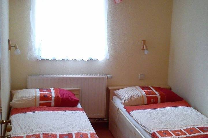 Ferienwohnung für 5 Personen, mit Garten und Pool in Uhlstädt-Kirchhasel - 3