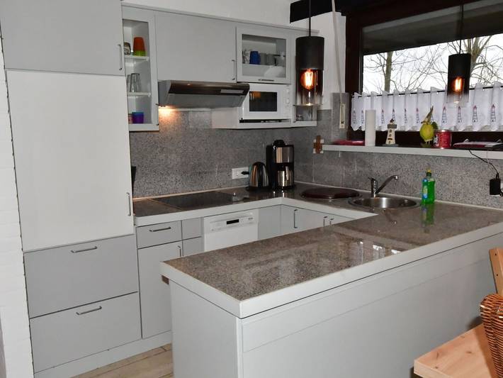 Ferienhaus für 4 Personen, mit Terrasse und Garten, kinderfreundlich in Butjadingen - 3