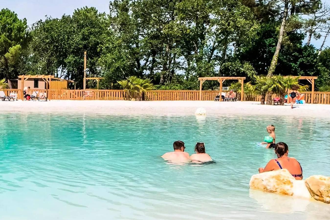 Cottage Rosa 5 estancias 8 Personas Clima + Tv 2sdb **** in Les Mathes, Côte de Beauté