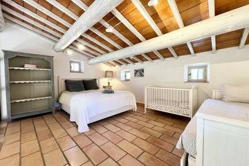 Villa pour 9 Personnes dans Gordes, Parc naturel régional du Luberon, Photo 3