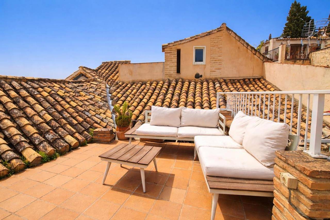 Two-Bedroom House in Granada, Provincia de Granada