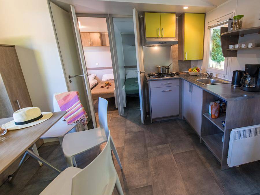 Camping Le Noble Val - Mobilhome 6 personnes - 4/6 pers. climatisé in Saint-Antonin-Noble-Val, Tarn-et-Garonne