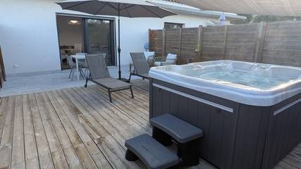 Cottage pour 2 personnes, avec jardin à Roquefort-les-Pins