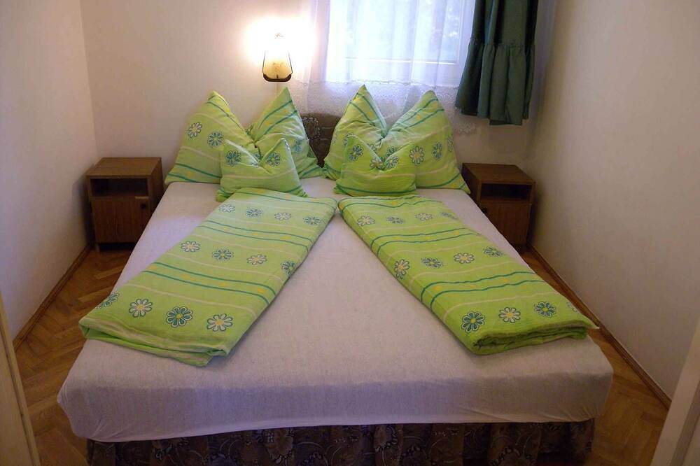 Ganze Wohnung, Ferienwohnung mit Pool, Klimaanlage und 2 Badezimmer in Badacsonytomaj, Balaton