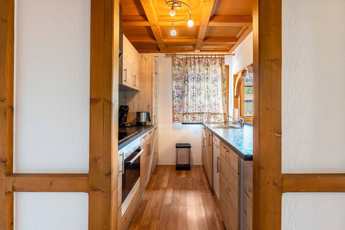 Entire apartment, Apartment 'Erdgeschoss' with Mountain View, Private Terrace and Wi-Fi in Eisenbach, Central Black Forest