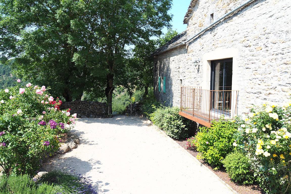 Gîte Caussenard, calme et spacieux in Le Recoux, Région de Florac
