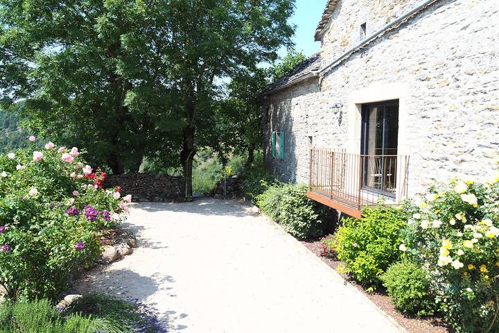 Gîte pour 8 personnes, avec jardin et balcon dans Massegros Causses Gorges - 2