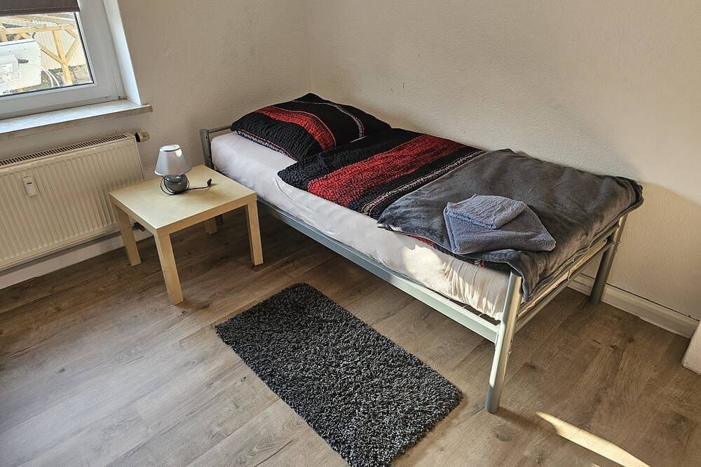 Ganze Wohnung, Ferienwohnung/App. für 3 Gäste mit 80m² in Leuna in Leuna, Saale-Unstrut