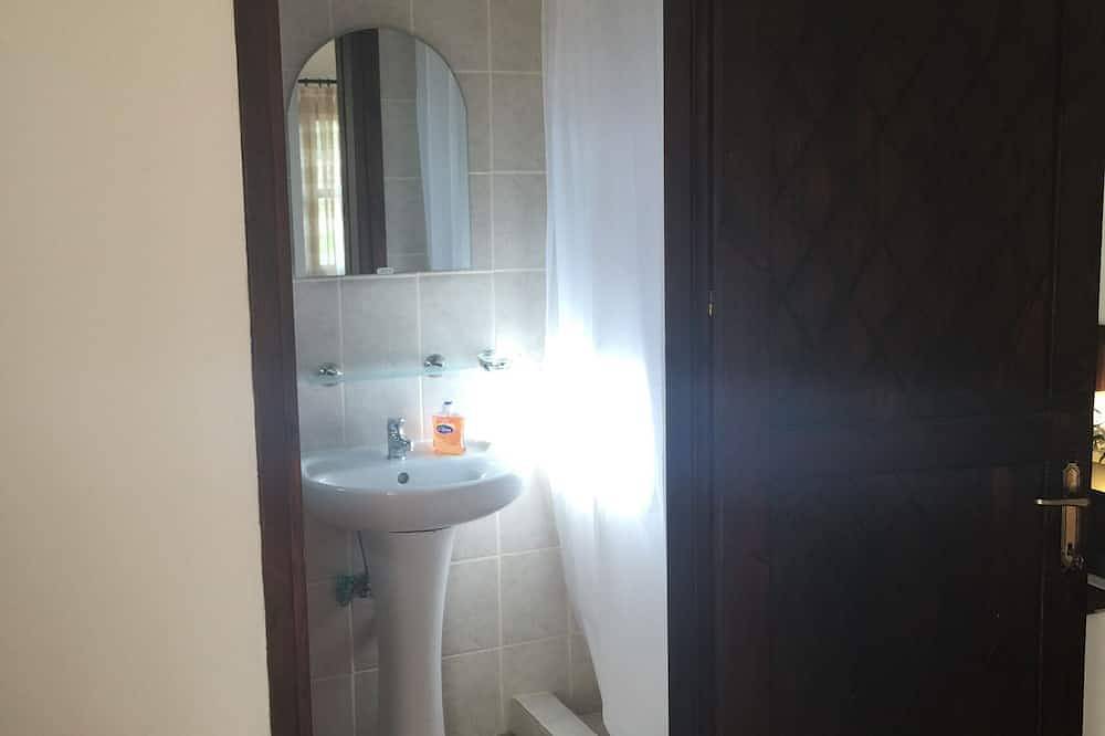 Traditional Stone villa with a private pool, sea and mountainview & fast Wifi in Northern Cyprus