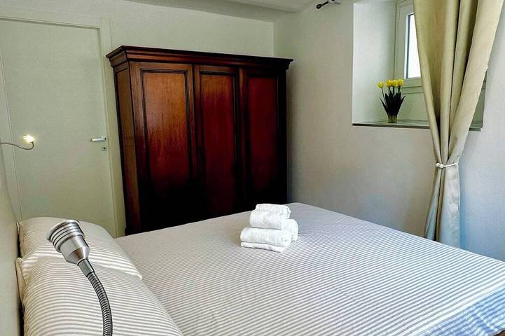 Entire apartment, Stella Marina. Your getaway just a stone's throw from the sea, Ligurian villages, and the French Riviera. in Bordighera, Riviera di Ponente