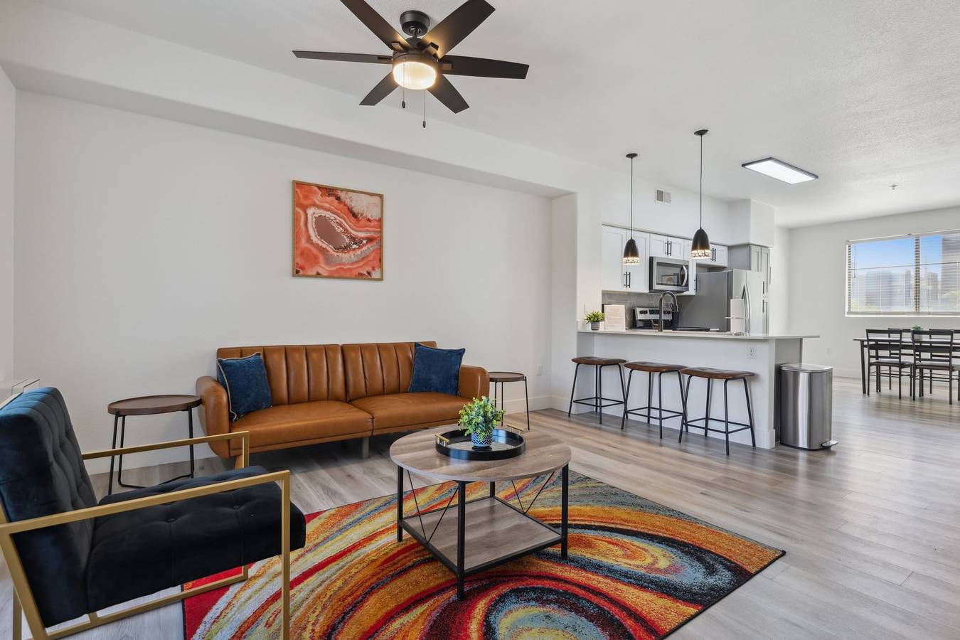 Entire apartment, Cozysuites Glendale  - Westgate w pool  15 in Glendale, Maricopa County
