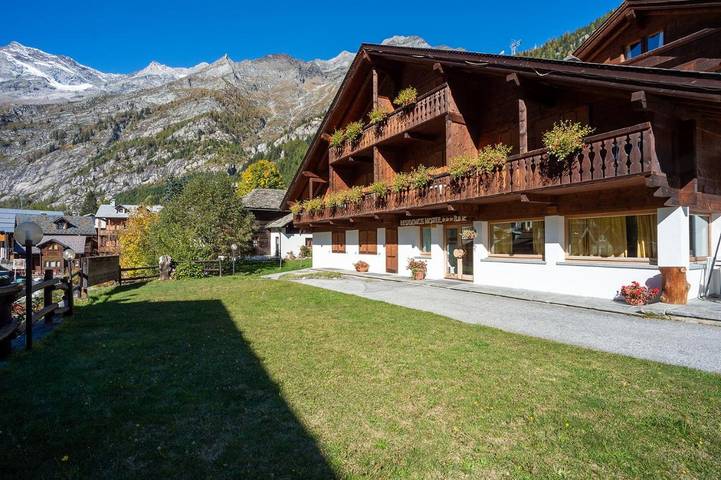 Appart’hôtel pour 4 personnes, avec Terrasse et Jardin dans Staffa (Macugnaga)