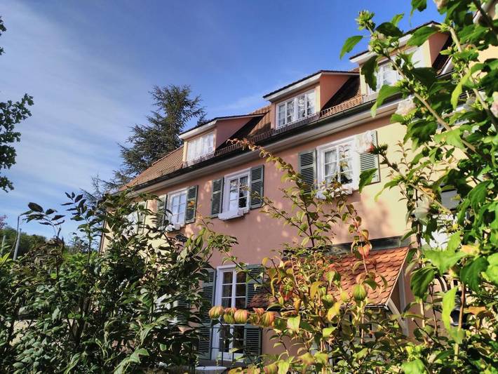Hotel, mit Terrasse