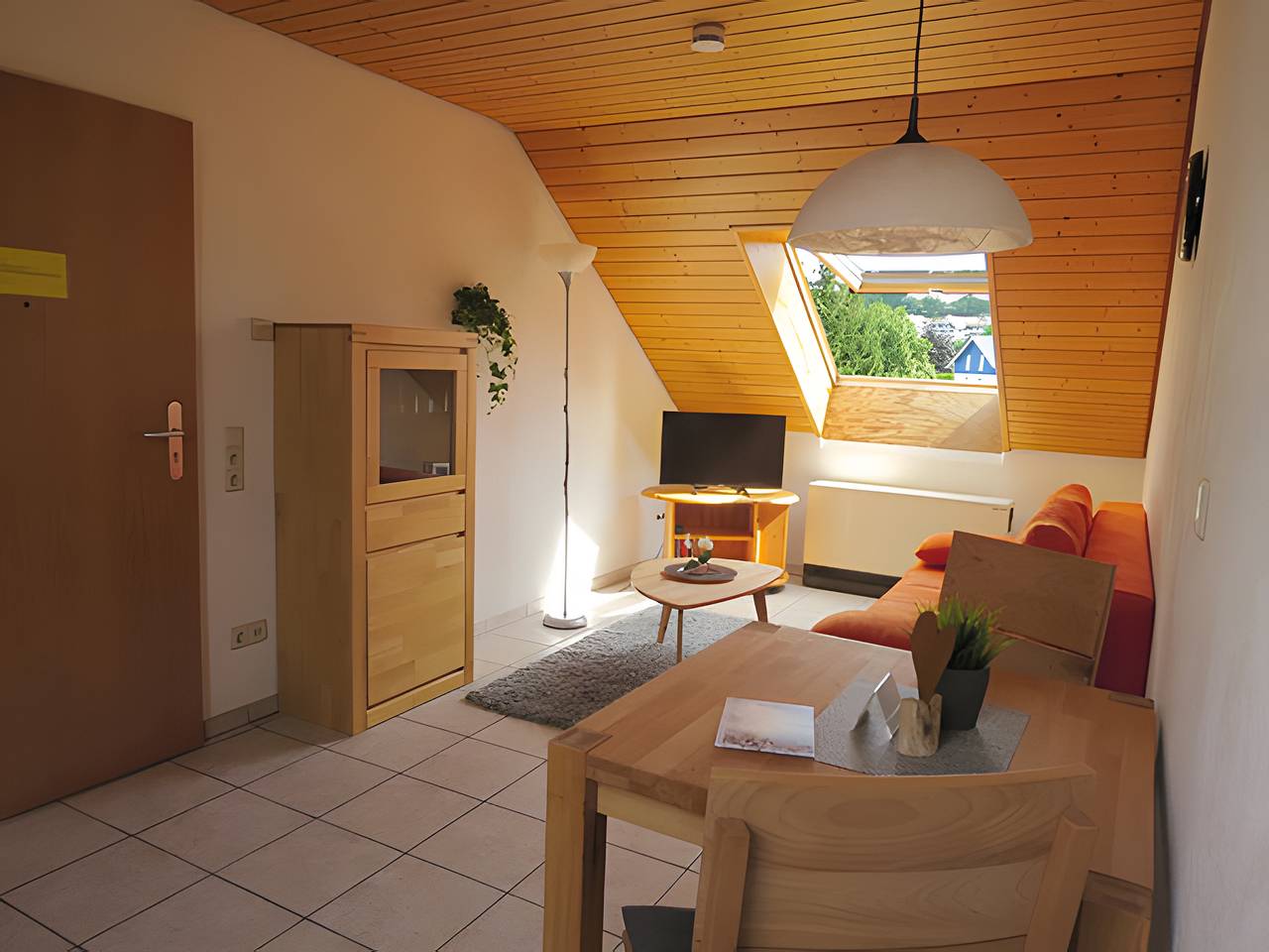 Ganze Wohnung, Ferienwohnung 'Nr 3, 36qm' mit Gemeinschaftsterrasse, Balkon und Wi-Fi in Bad Bellingen, Südschwarzwald
