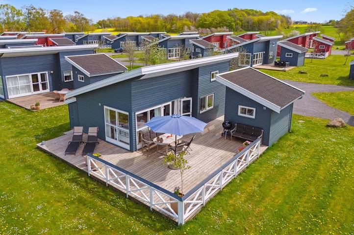Feriehus for 6 personer, med terrasse - 1