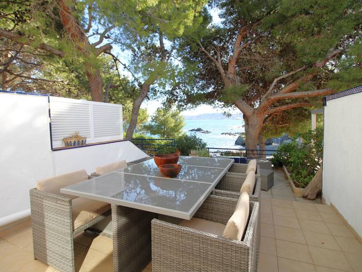 Ferienhaus für 6 Personen, mit Terrasse in Llanca