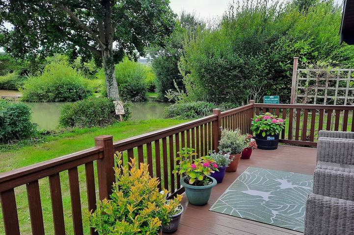 Holiday rental for 4 people, with Hot tub and Garden as well as Pool in Milford-on-Sea