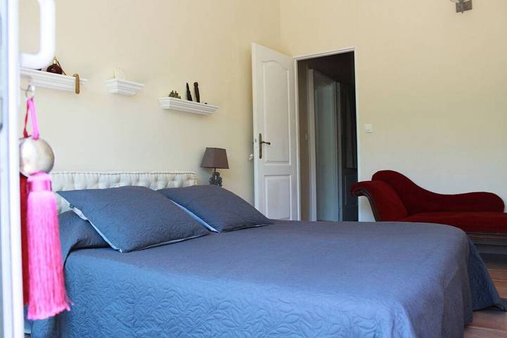 Location de vacances pour 5 personnes à Belcodène - 2