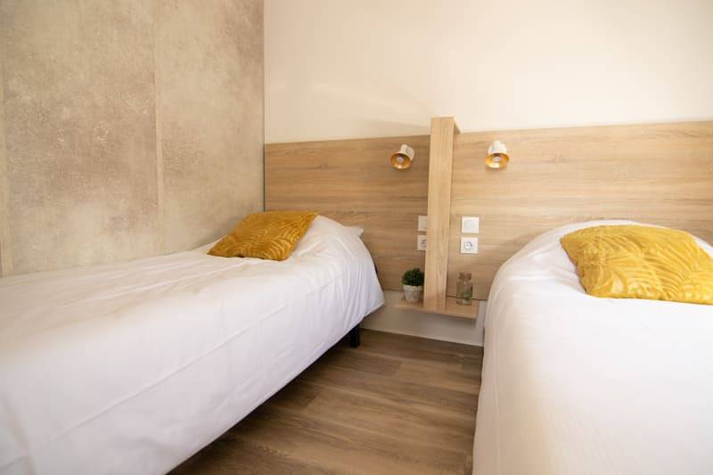 Wohnwagen für 4 Personen mit Seeblick in Veluwe