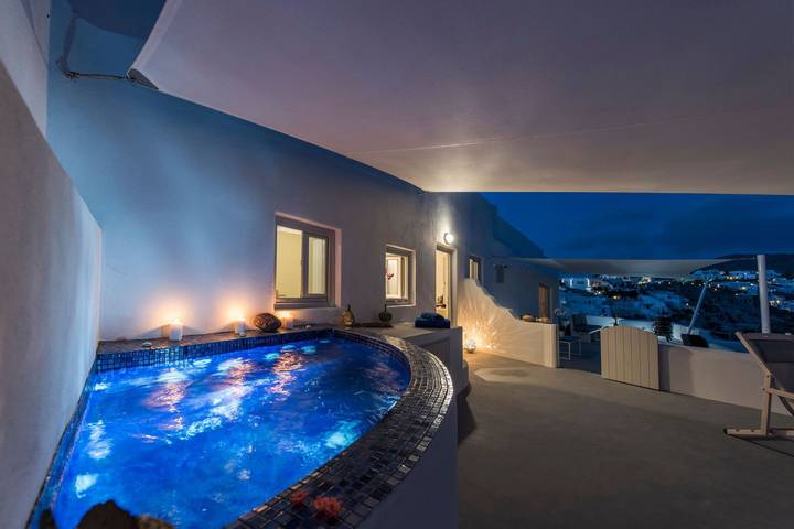 Villa pour 2 personnes, avec terrasse et vue sur l’océan à Oia - 3